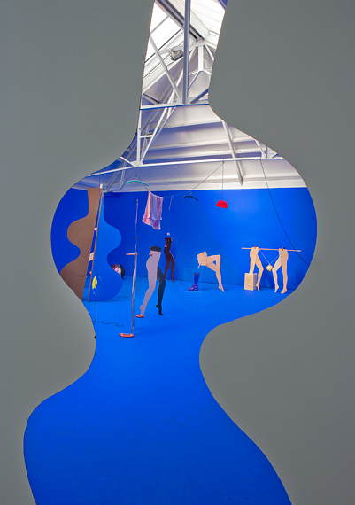 Anthea-Hamilton-Exhibition-overview-Cut-outs-6 Image